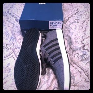 Brand new adidas purr pro 2